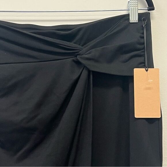 Halogen Twist Tie Waist Knit Mini Skirt – Black | Size Medium - Picture 3 of 7